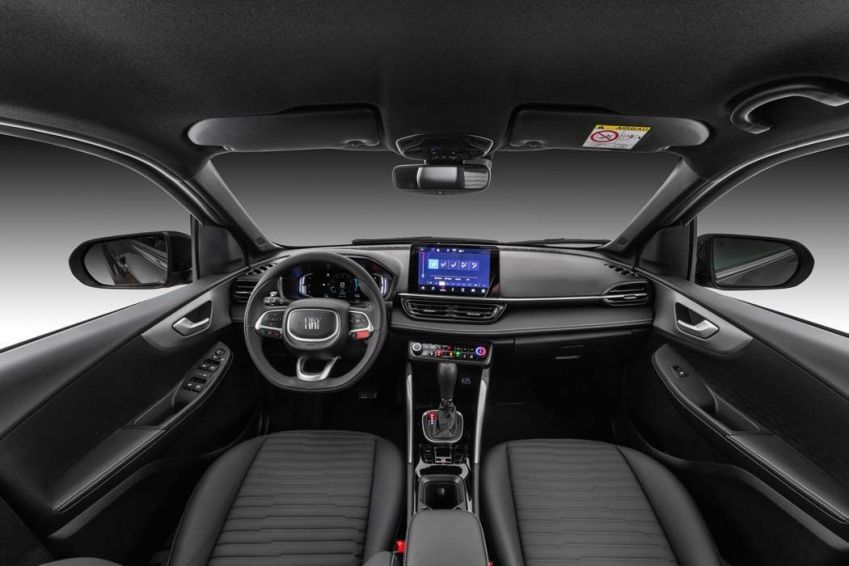 Fiat Fastback Impetus Hybrid 2025 • Divulgação