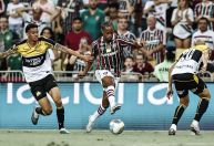 Brasileirão: desesperados, Fluminense e Criciúma empatam e se complicam