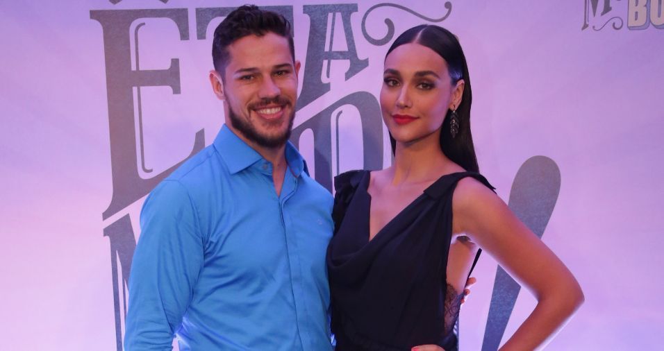 Débora Nascimento e José Loreto terminaram em 2019 • Globo/Paulo Belote