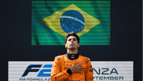 Gabriel Bortoleto após vencer etapa da Fórmula 2