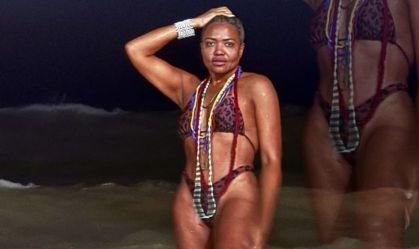Gaby Amarantos posa na praia após perder 25 kg; veja fotos