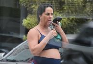 Graciele Lacerda mostra barrigão no 7º mês de gravidez com Zezé Di Camargo