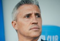 Hernán Crespo deixa o comando do Al-Ain após sofrer goleada na Champions da Ásia