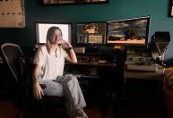 Cineasta brasileira de documentário dos Irmãos Menendez detalha bastidores
