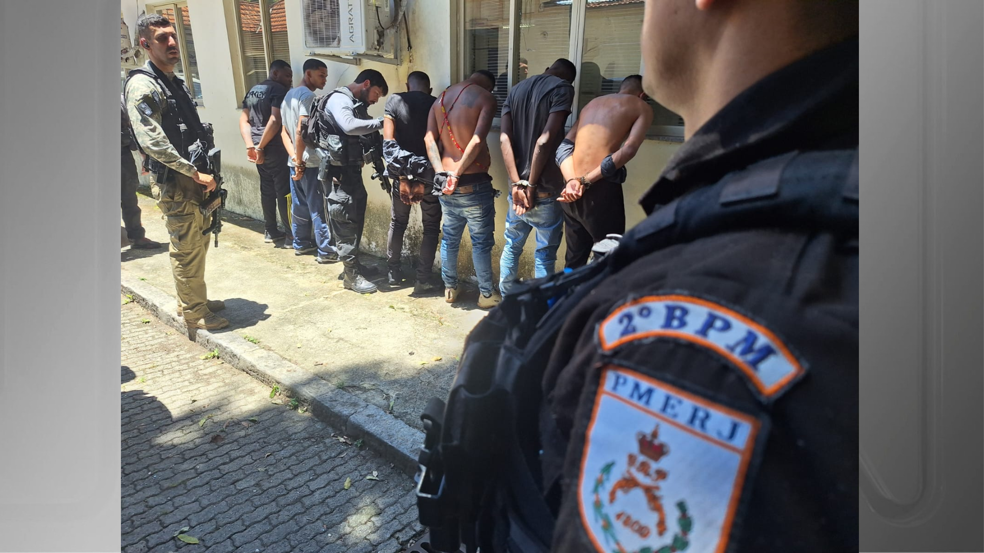 Imagem mostra criminosos que foram presos nesta quarta (6)