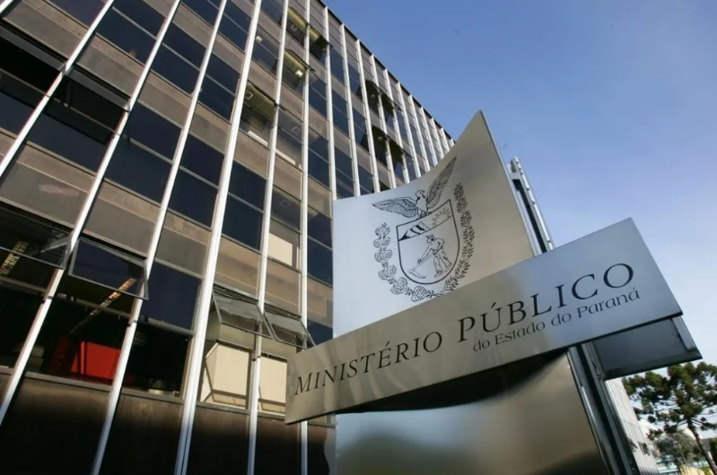 PR: Estagiário é demitido após oferecer advocacia em troca de treino grátis