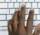 Segurança digital: como criar senhas mais fortes para proteger suas contas?