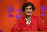 Mundo virtual provoca mutação na sociedade, reflete filósofa Marilena Chaui