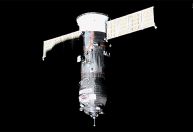 Cosmonautas russos desligam módulo de estação espacial por mau cheiro