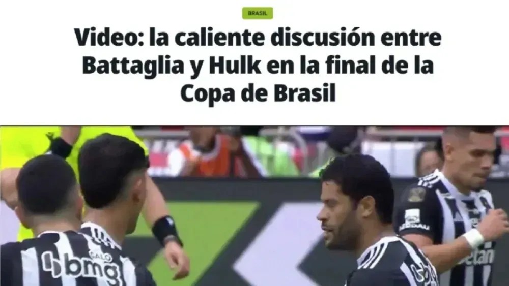 Olé, da Argentina, repercutiu a treta entre Hulk e Battaglia, do Atlético, na derrota para o Flamengo