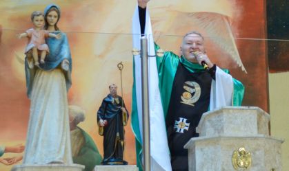 Padre Marcelo Rossi celebra missa de 7º dia de Agnaldo Rayol; veja