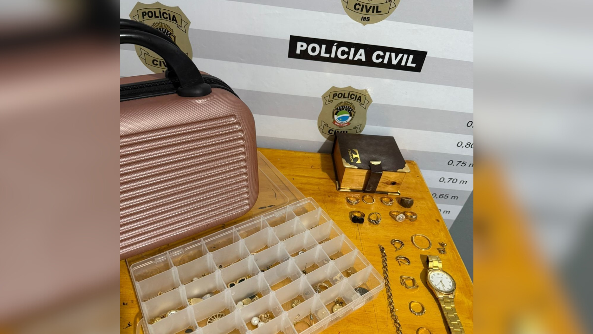 Polícia recupera joias avaliadas em R$22 mil roubadas de residência em MS 2