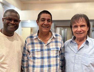 Pretinho da Serrinha, Zeca Pagodinho e Roberto Carlos