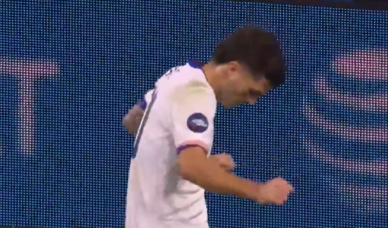 Pulisic faz a dança de Donald Trump