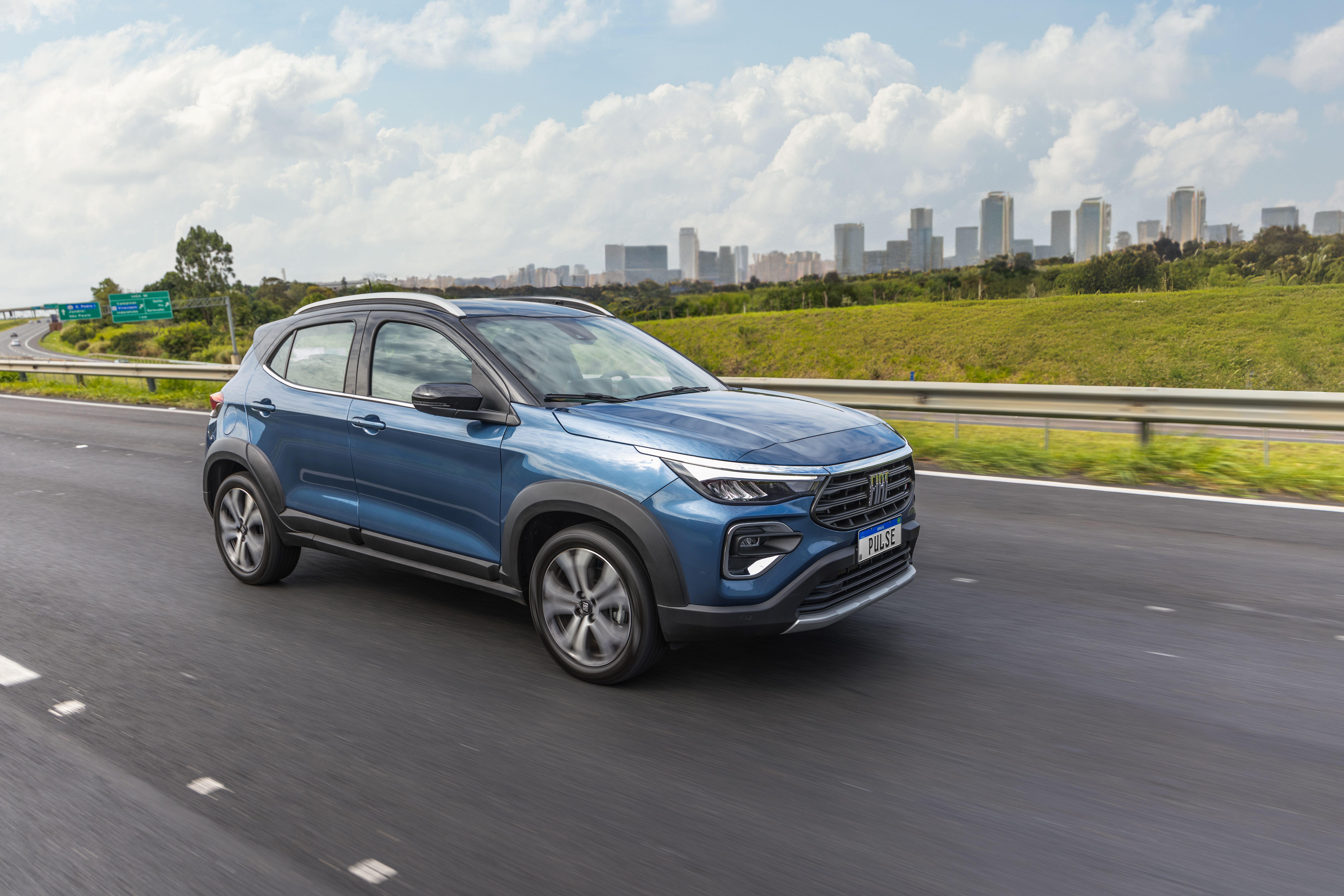 Fiat Pulse Impetus Hybrid •  Fiat