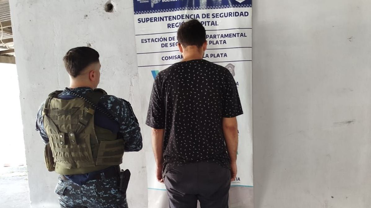 Rodrigo de Freitas Moro Ramalho, brasileiro preso na Argentina • Polícia da Província de Buenos Aires