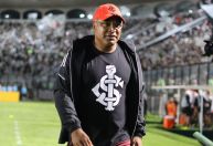 Roger acredita em arrancada do Inter pelo título: "Sonhar é permitido"