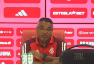 Roger acredita na disputa do Inter pelo Brasileiro e fala sobre adversários