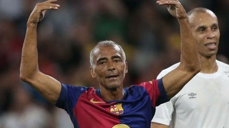 Romário participou de partida do Barcelona Legends