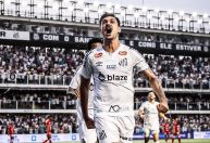 Santos vence Vila Nova e encaminha acesso à Série A