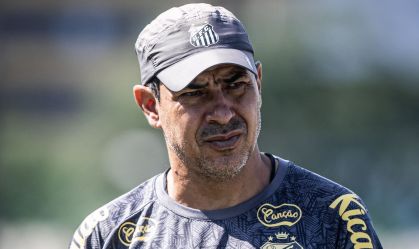 Após conquista da Série B, Santos demite Fábio Carille