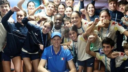 Sinner comemora classificação à final da Copa Davis