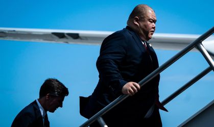 Trump escolhe Steven Cheung como diretor de Comunicações da Casa Branca