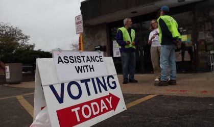 Câmara aprova projeto de lei de Trump exigindo identificação para votar