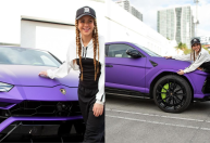 Shakira sorteia carro: conheça Lamborghini de R$ 4 milhões que passa dos 300 km/h