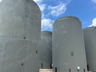 Local onde é armazenado o combustível nucelar durante todo o período de funcionamento, desde 1985
