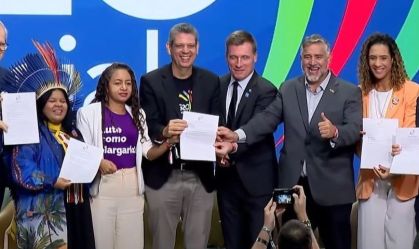 Declaração final do G20 Social cobra do grupo taxação de super-ricos