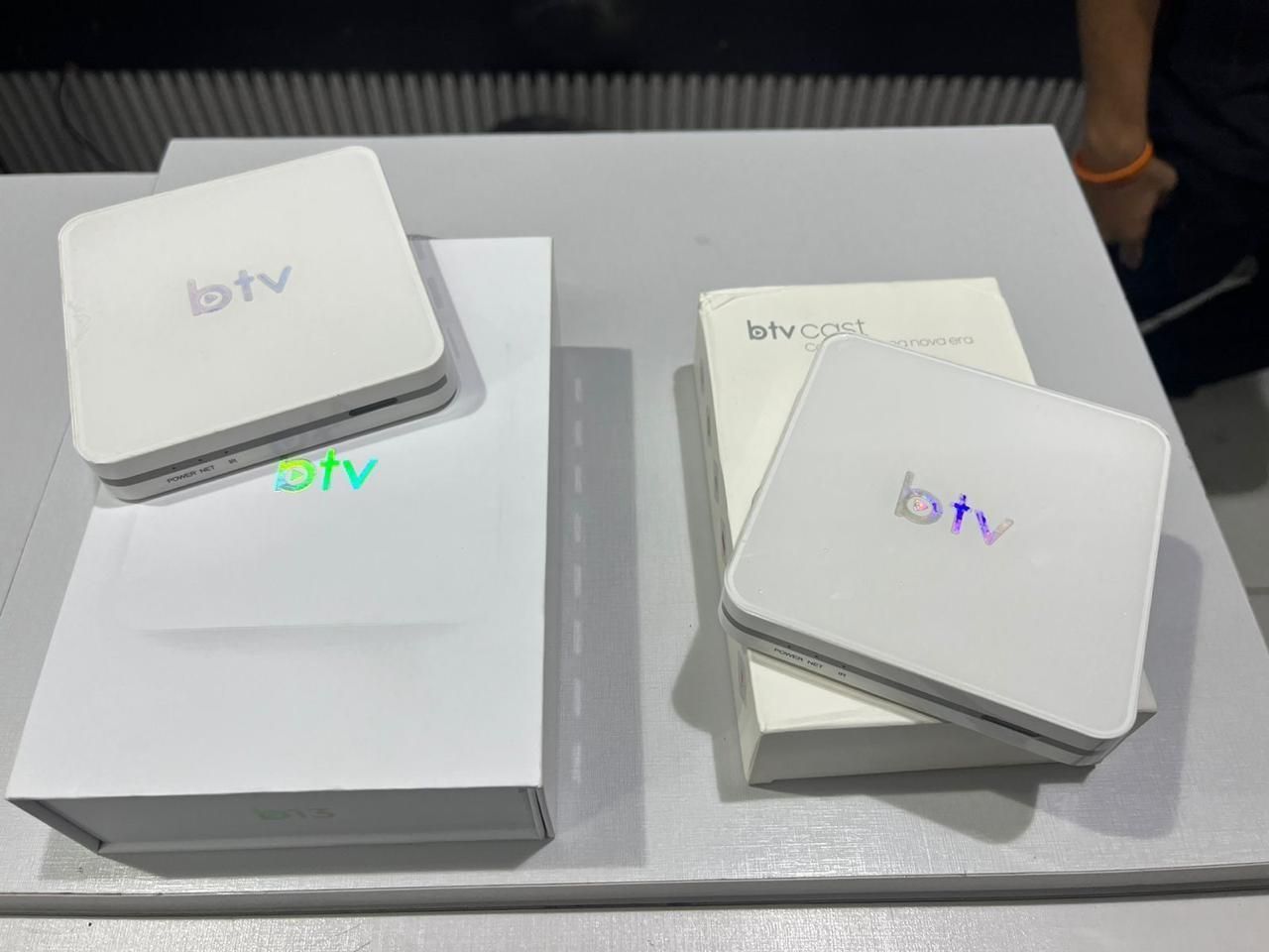 Aparelhos de TV Box apreendidos