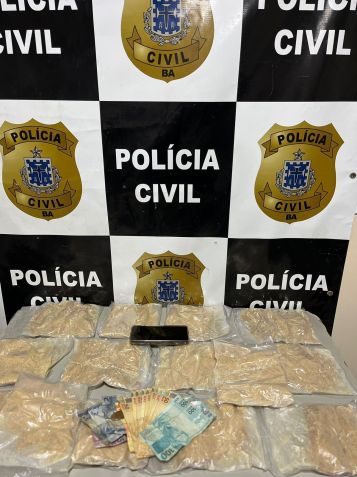 Dinheiro apreendido pela Polícia Civil. • Divulgação/SSP-BA