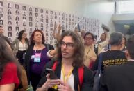 Manifestantes contra PEC da Vida interrompem sessão da CCJ