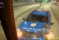 Viatura da PM invade contramão e bate em ônibus no RJ; "imbecilidade", diz prefeito