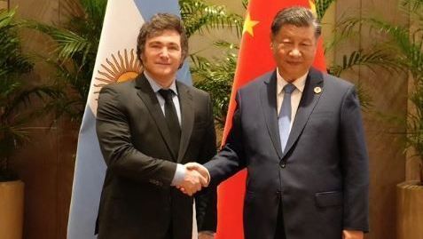 Javier Milei e Xi Jinping durante encontro bilateral no G20 • Javier Milei/Redes Sociais