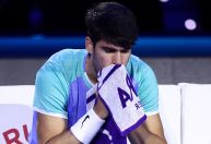 Alcaraz sofre derrota surpreendente para Ruud em estreia no ATP Finals