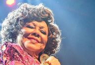 Alcione faz 77 anos: relembre canções que embalaram novelas