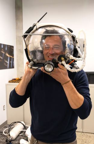 Alysson Muotri deve ser primeiro cientista brasileiro a viajar ao espaço em busca da cura para o autismo severo e a Doença de Alzheimer •