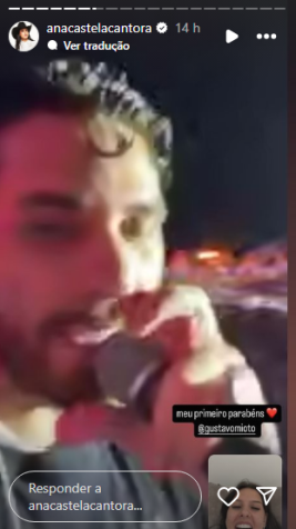 Ana Castela compartilhou o momento em que Gustavo Mioto ligou para ela, por chamada de vídeo, durante show para desejar feliz aniversário • Instagram/Ana Castela