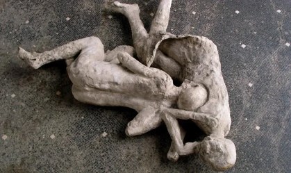Conheça a história por trás das figuras encontradas na antiga Pompeia