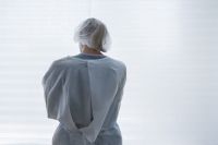 Médico é preso por crimes sexuais contra jovens durante consultas em SC