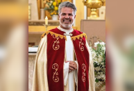 Padre é afastado após vazamento de imagens íntimas