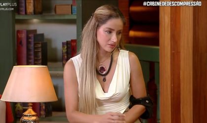 Babi Muniz fica desconcertada ao assistir confusão com Sacha em A Fazenda