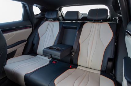 Bancos traseiros do BYD Song Plus Premium
