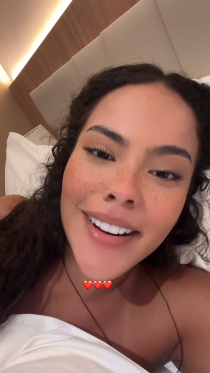 Bella Campos elogiou elenco e produção do remake • Instagram/Bella Campos