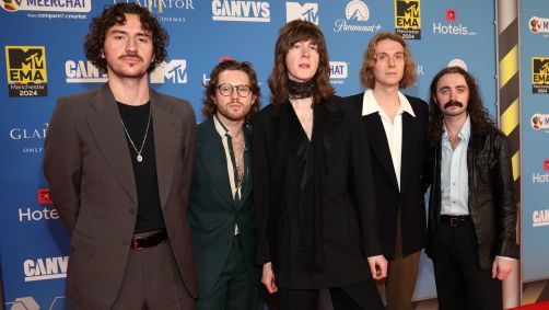 Blossoms no tapete vermelho do MTV EMA 2024