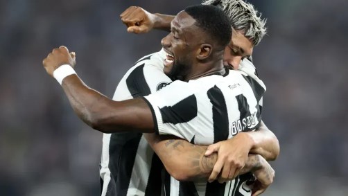 Bastos e Barboza são os pilares defensivos do Botafogo