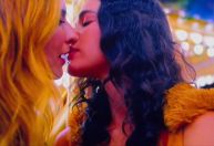 Bruna Marquezine e Fernanda Paes Leme viralizam com cena de sexo em série