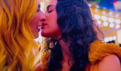 Bruna Marquezine e Fernanda Paes Leme viralizam com cena de sexo em série